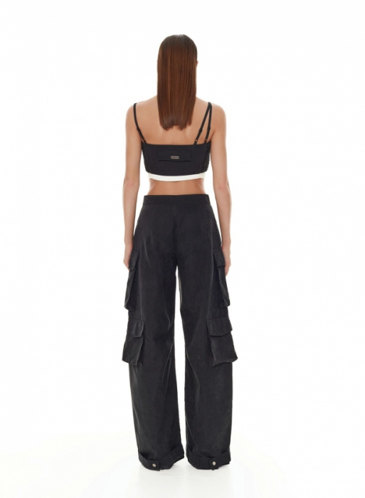 Top cu ornamente contrastante, negru [2]