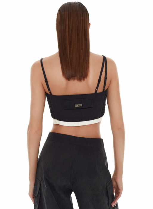 Top cu ornamente contrastante, negru [4]