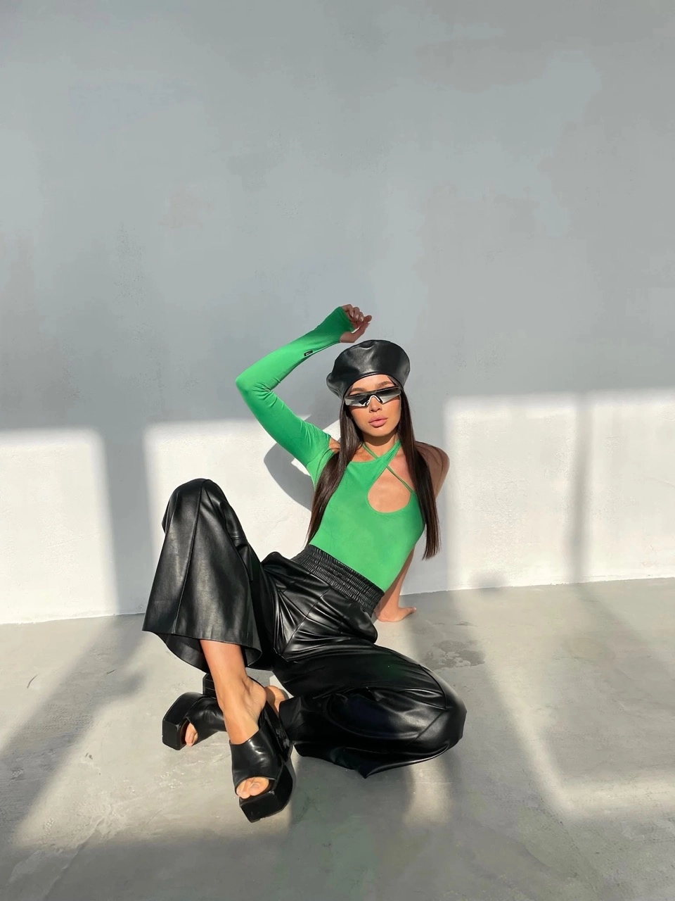 Body cu decupaje, asimetric, verde [4]