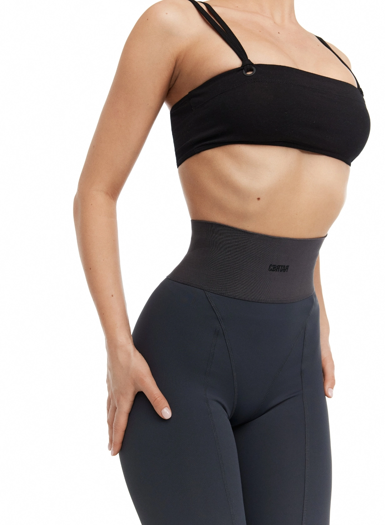 Colanti cu croi decorativ, grafit [1]