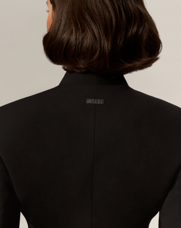 Sacou cu linia șoldurilor evidențiată, negru [2]