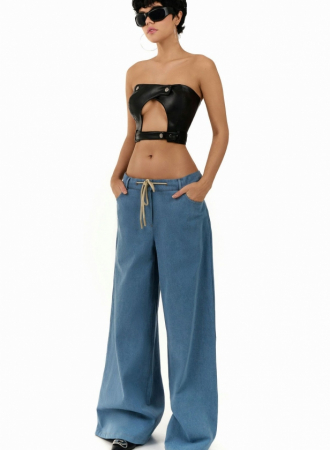 Top din piele ecologica cu decolteu central, negru [1]