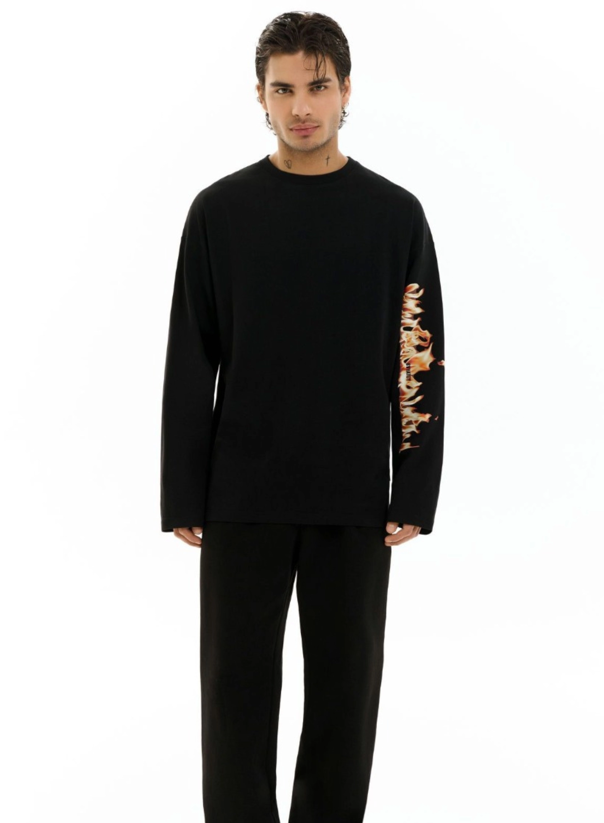 Tricouri - Tricou cu maneca lunga SVYATOY, negru