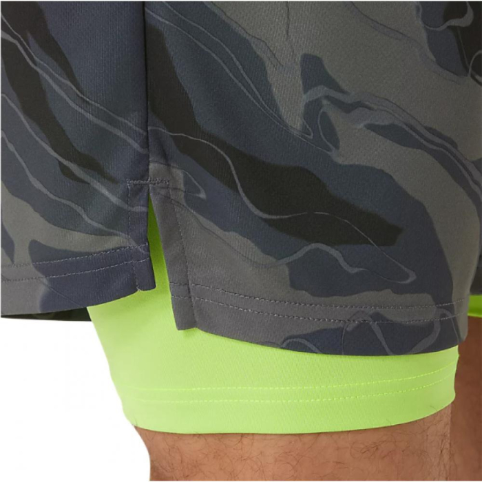 PANTALONI SCURTI ASICS MEN MATCH GRAPHIC 7IN CARRIER [4]