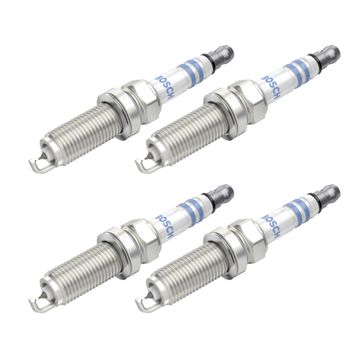 Set 4 bujii scanteie Bosch pentru Nissan Micra, Note, X-Trail, Renault Captur, Laguna, Megane, Toyota C-HR, Prius
