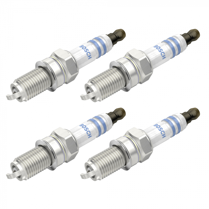 Set 4 bujii scanteie Bosch pentru Opel Agila B, Suzuki Alto, Splash, Swift