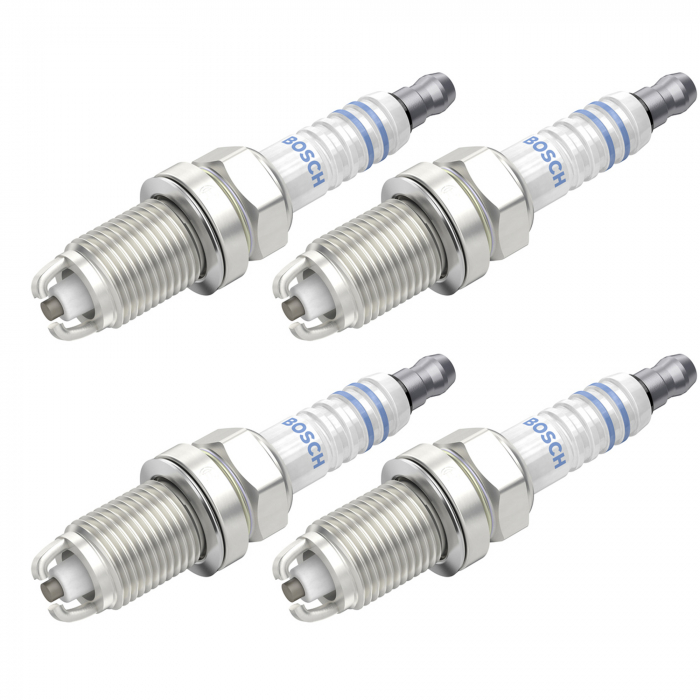 Set 4 bujii scanteie Bosch pentru Renault...