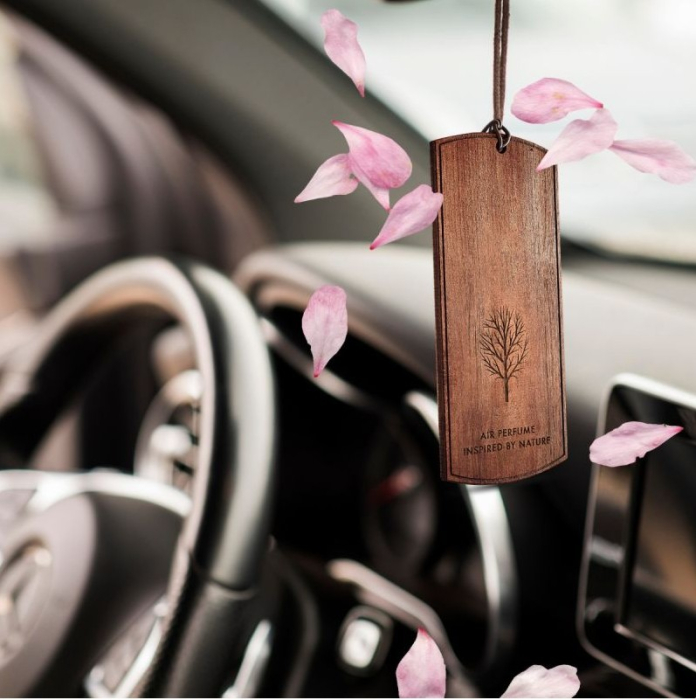 Odorizant Auto din Lemn Masiv K2 EVOS GRACE MADAM, Parfum Floral (Portocală, Lavandă, Ambră), Pandantiv Romantic [8]