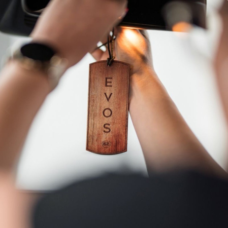 Odorizant Auto din Lemn Masiv K2 EVOS GRACE VALKIRIA, Parfum Floral-Oriental (Bergamotă, Iasomie, Cacao), Pandantiv Elegant [5]