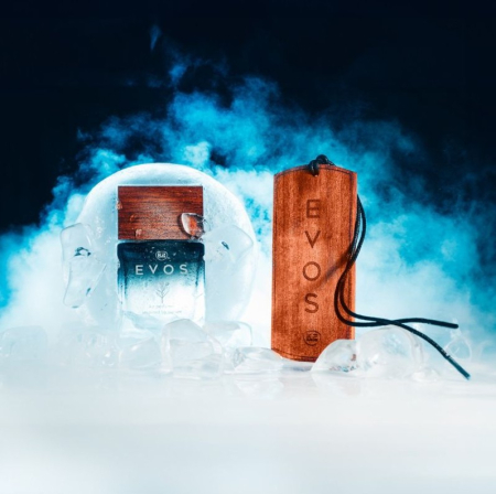 Pachet Complet Odorizant Auto K2 EVOS VIKING: Pandantiv Lemn + Parfum Spray 50ml, Aromă Acvatică (Lime, Flori de Apă, Mosc) [1]