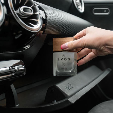 Parfum Auto Spray K2 EVOS GRACE MADAM 50ml, Aromă Florală (Portocală, Lavandă, Ambră), Sticlă cu Dop de Lemn [5]