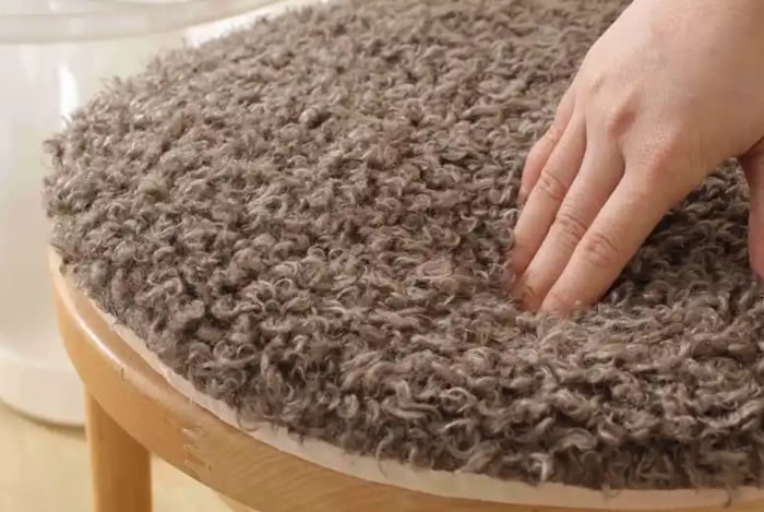 Perna rotunda pentru scaun, decorativa cu bucle, Ø 34 cm [2]