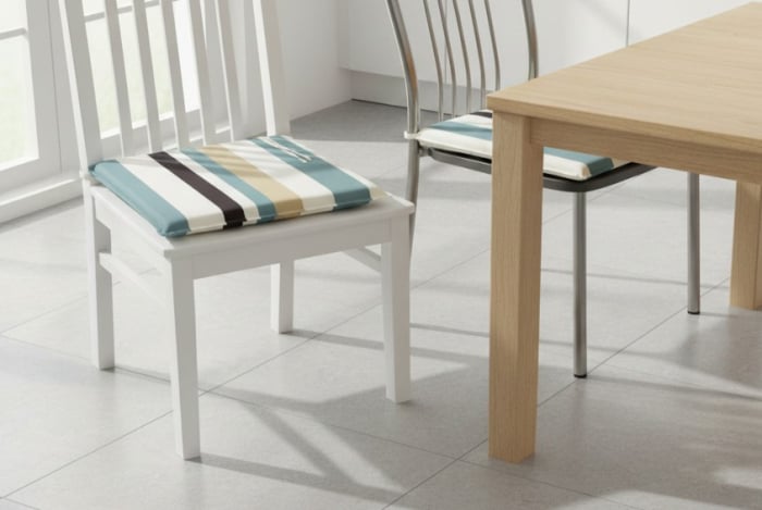 Set 2 perne decorative pentru scaun, impermeabile, 40x40x3 cm, model dungat, utilizare in bucatarie, living, terasa sau balcon [4]