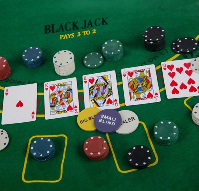Set de joaca Texas Poker cu 200 de jetoane si accesorii [2]