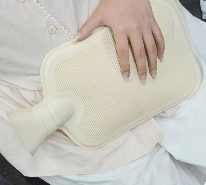 Perna pentru apa calda, din cauciuc, capacitate 1 Litru, 25x15 cm [8]