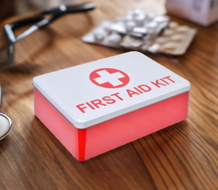 Huse si cutii depozitare - Cutie metalica pentru medicamente, 20x13x5 cm