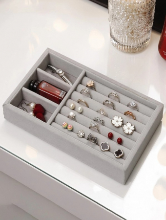 Organizare cosmetice si bijuterii - Cutie organizatoare pentru prezentarea bijuteriilor, 21x12.5x3 cm