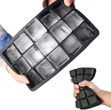 Bucatarie si servire - Forma pentru 15 cuburi de gheata, din silicon, 18x11x3 cm