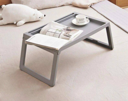 Mobilier mic - Masuta gri cu picioare pliante, pentru laptop sau servire mic-dejun
