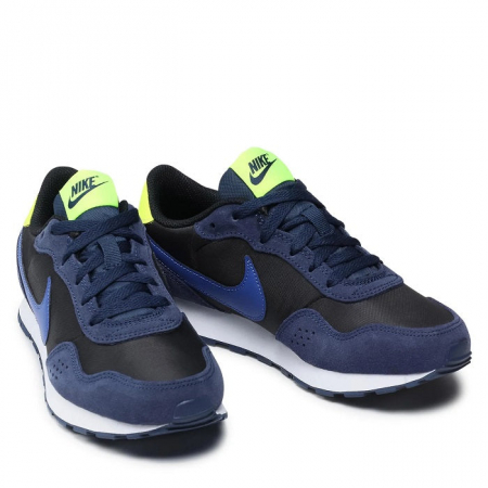 Nike MD Valiant CN8558-010 [1]