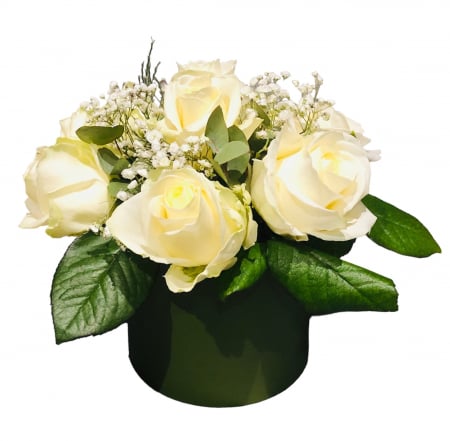 Aranjamente Florale - White Love (9 trandafiri albi)