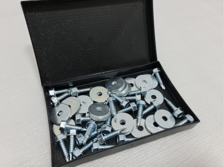 Accesorii pentru automatizari porti culisante - Set suruburi si saibe pentru montarea cremalierei Motorline CRM5 MCP24