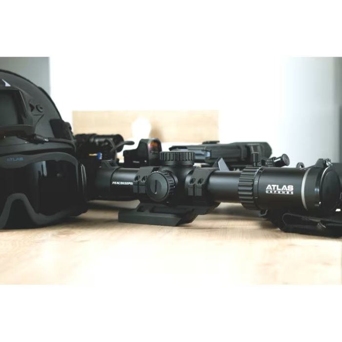 Lunetă tactică PEACEKEEPER LPVO 1-8x28 [3]