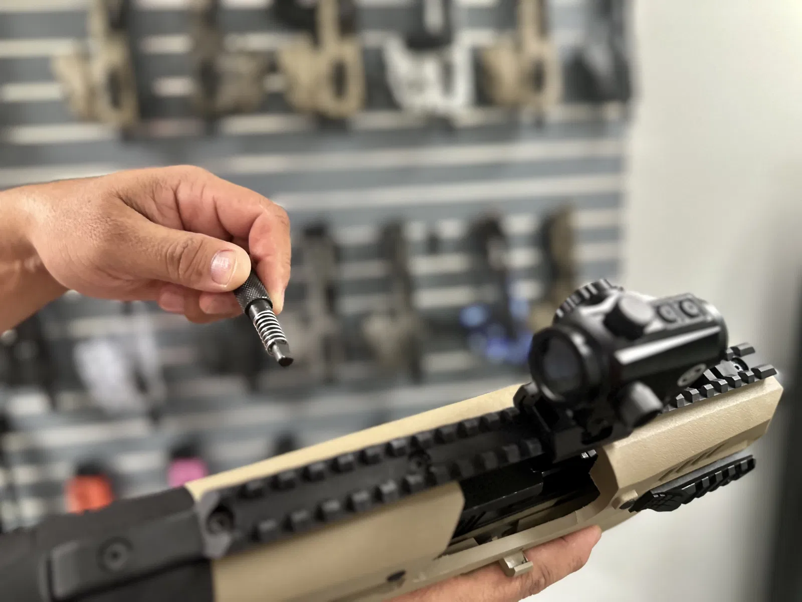 Mâner de încărcare din Titan de a 3-a generație pentru Glock / P80 / PSA Dagger și MCK Generația 2 și 3 [3]