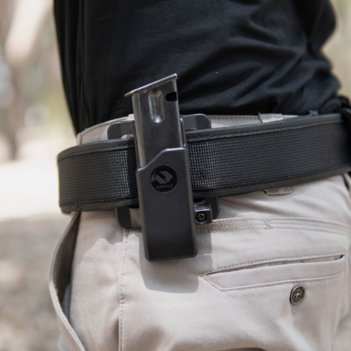 Port Incarcator Simplu din Metal pentru 9mm cu prindere prin curea [3]