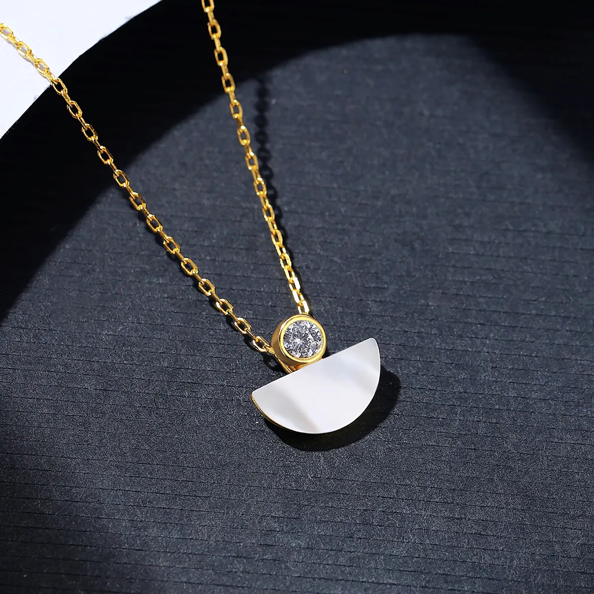 Colier argint placat cu aur Shell [3]