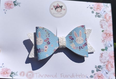 Fundite - Fundita cu iepurasu bleu