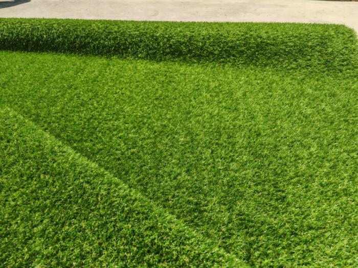 Covor Gazon Iarba Artificiala Jakarta, Gradinita/ Loc de Joaca/Terasa/Curte, Inaltime fir 20 mm, Verde Super Pret!!! [2]