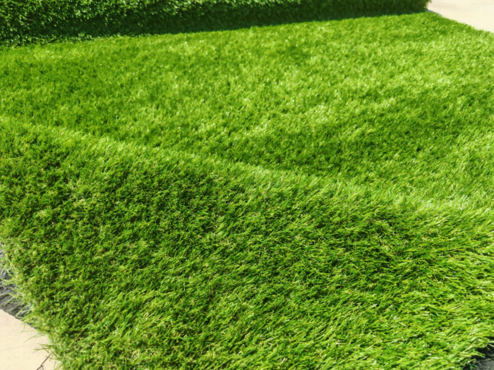 Gazon Artificial Jakarta, Fir 30 mm, Verde, pentru Grădină, Curte, Terasă și Piscină [6]
