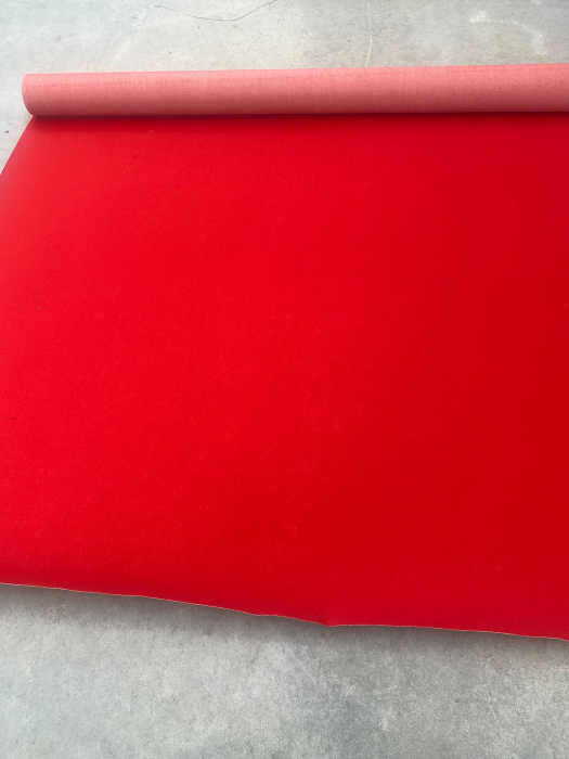 Mochetă Roșie pentru Evenimente, Nunți și Expoziții, Model Velour, Latime 2 m si 3m, 715 gr/mp [3]