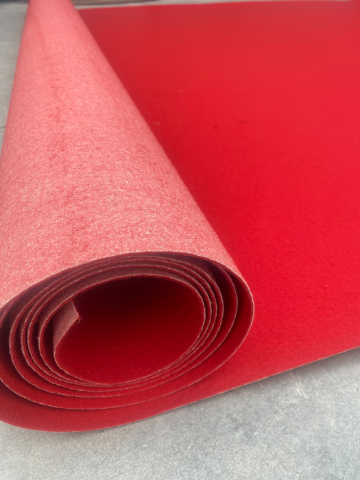 Mochetă Roșie pentru Evenimente, Nunți și Expoziții, Model Velour, Latime 2 m si 3m, 715 gr/mp [4]