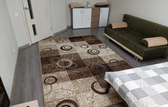 Traversa Hol, Model Daffi 13058/120, Festonata Latime 200 cm, Maro [2]