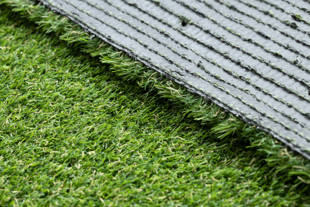 Covor Gazon Iarba Artificiala Produs Belgia, Calitate Premium, Model Fuse 25 mm inaltime fir, Gradinita/ Loc de Joaca/Terasa/Curte, Verde [10]