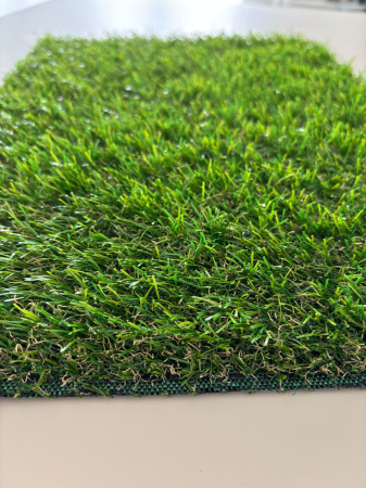 Covor Gazon Iarba Artificiala Produs Belgia, Calitate Premium, Model Fuse 25 mm inaltime fir, Gradinita/ Loc de Joaca/Terasa/Curte, Verde [3]