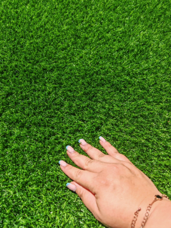 Gazon Artificial - Covor Gazon Iarba Artificiala Sri Lanka 20 mm inaltime fir, Gradinita/ Loc de Joaca/Terasa/Curte, Verde