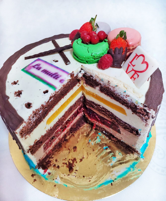 Tort de aniversare parinti de la cofetaria Tavi Cakes din Constanta [3]