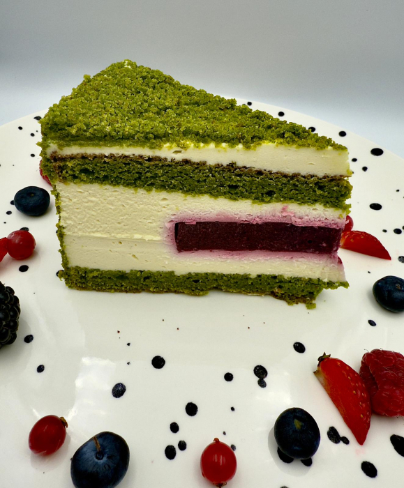 Tort cu Spanac de la cofetaria Tavi Cakes din Constanta [4]