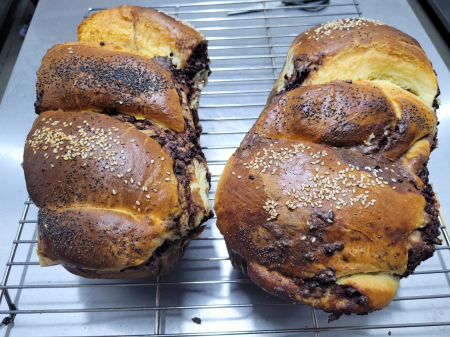 comanda cozonac cu nuci in constanta [1]