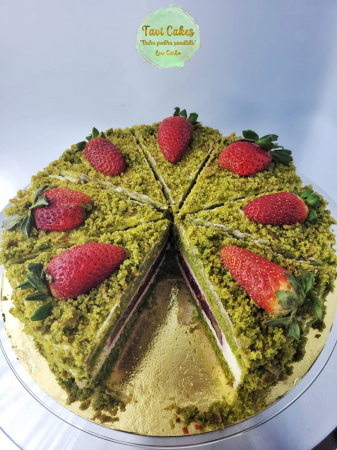 Felie Tort cu Spanac de la cofetaria Tavi Cakes din Constanta [4]
