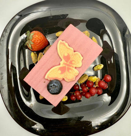 Prajitura cu fistic si smeura [5]