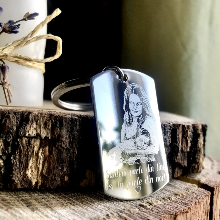 Breloc gravat personalizat cu poza si mesaj [2]