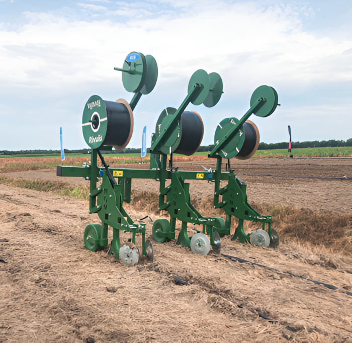 Mașină de instalare a benzii de picurare MOM 4 R [2]