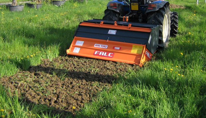 MASINĂ PENTRU SĂPAT - MINI TORO [2]