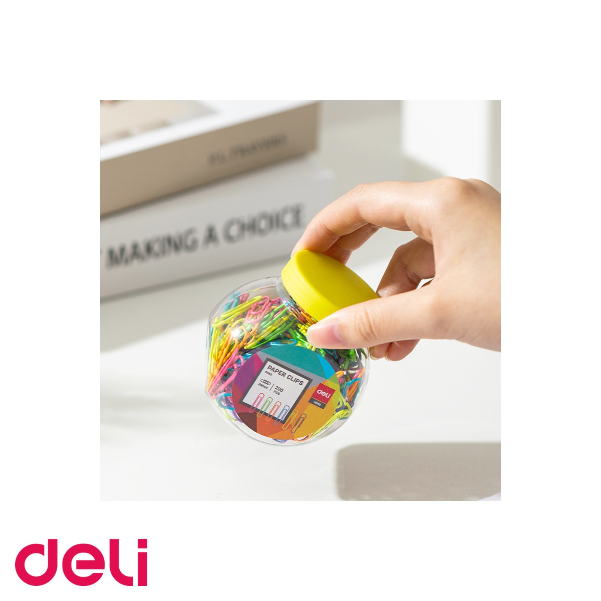 Agrafe metalice colorate Deli, 29 mm, set 200 bucati in borcan plastic, pentru organizare documente [4]