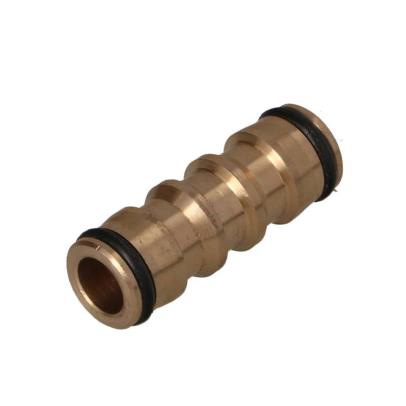 Conectori, cuple, nipluri 1/2 - 3/4 - Niplu 2 cai din alama Forester