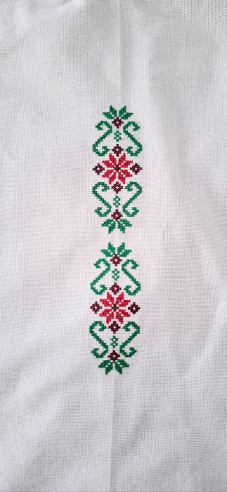 Bluză bumbac 100% cu broderie etno - lejeritate și simplitate [4]